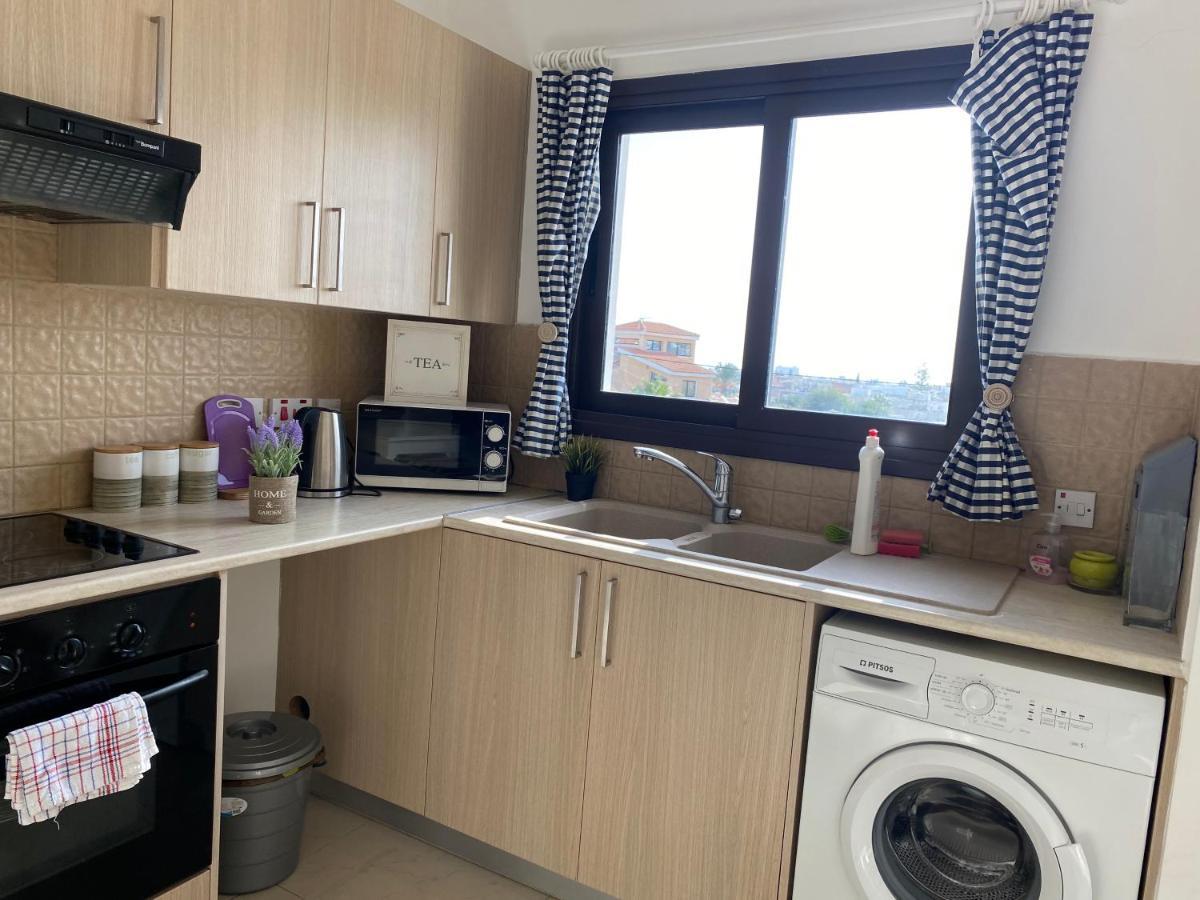 Two Bedroom Duplex :Mountain And Sea View Lárnaka Kültér fotó