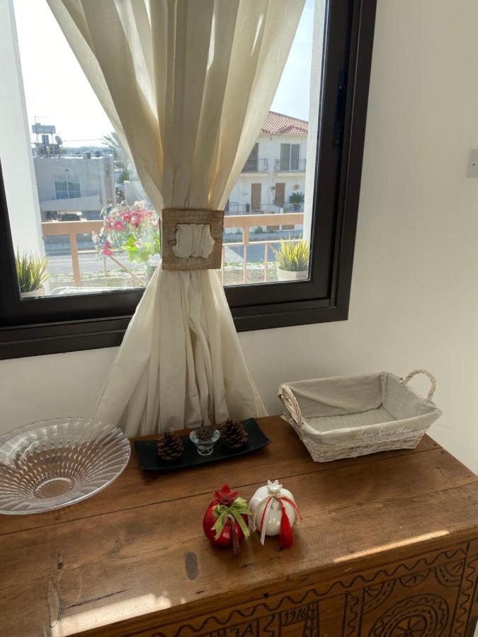 Two Bedroom Duplex :Mountain And Sea View Lárnaka Kültér fotó