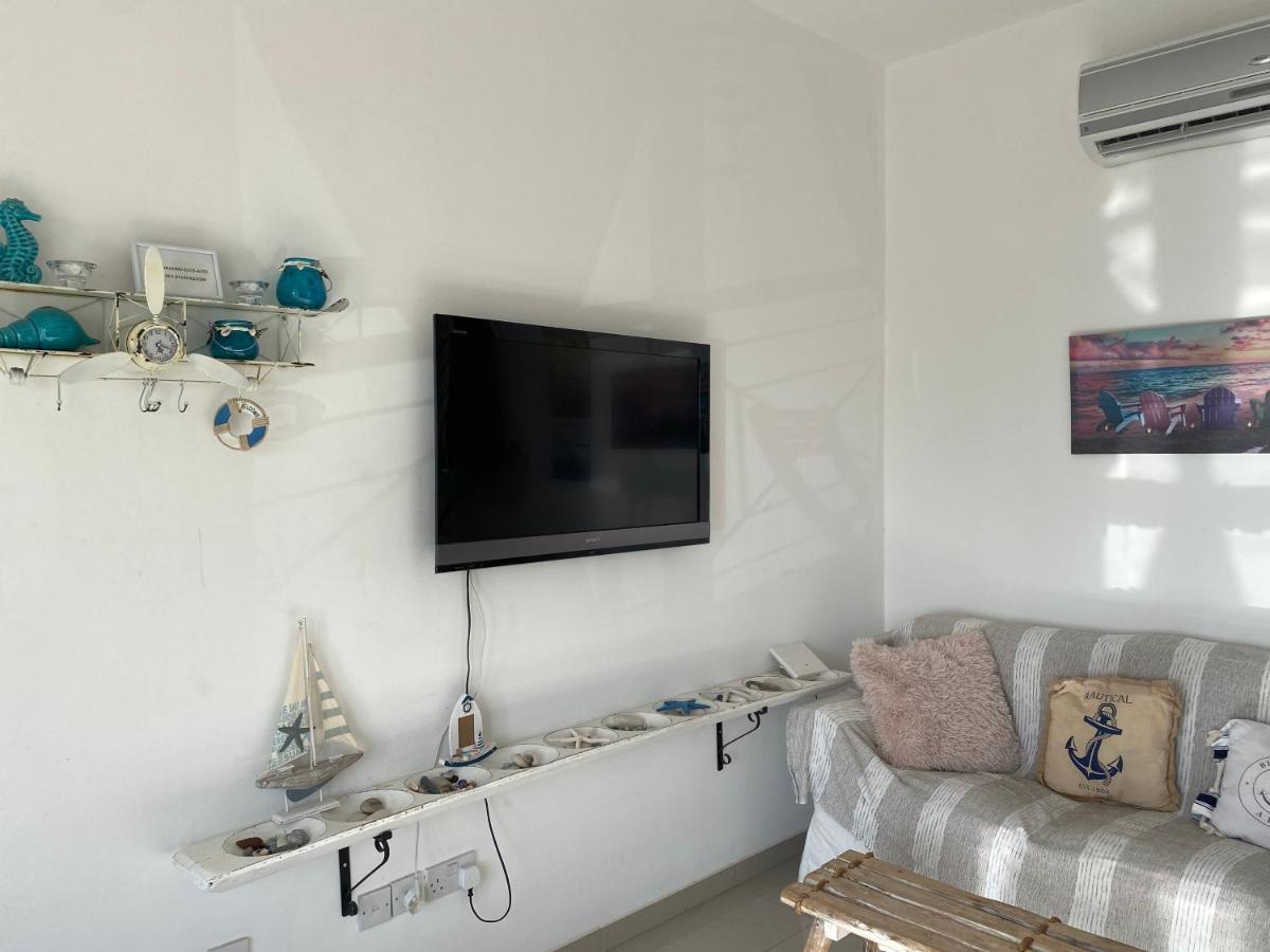 Two Bedroom Duplex :Mountain And Sea View Lárnaka Kültér fotó